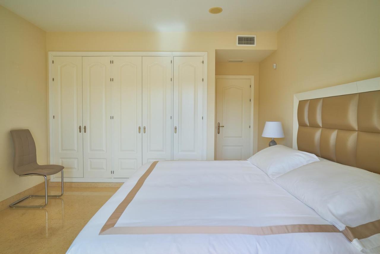 Capanes Del Golf Apartment Benahavís Екстериор снимка
